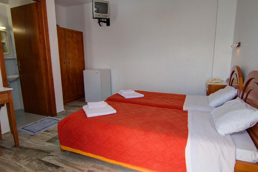 איוס חורה Hotel Lofos - The Hill מראה חיצוני תמונה