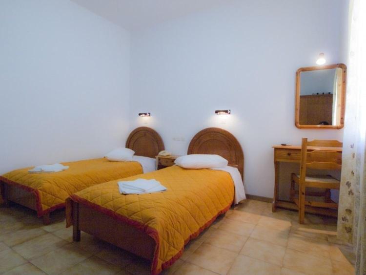 איוס חורה Hotel Lofos - The Hill מראה חיצוני תמונה